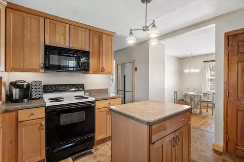 153 Brookline St, Worcester, MA 01603 photo 8