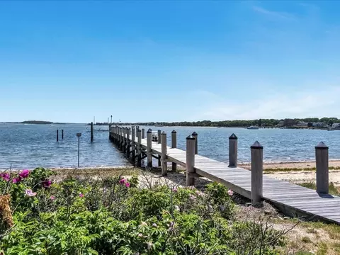 31 Pine Tree Dr, Wareham, MA 02558 photo 5