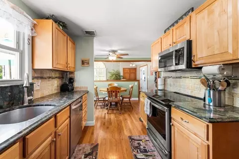 Kitchen - 80 Fallon Cir, Braintree, MA 02184 photo 2 of 6