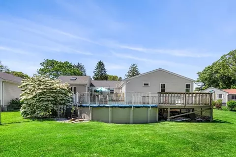 Exterior - 80 Fallon Cir, Braintree, MA 02184 photo 2 of 4