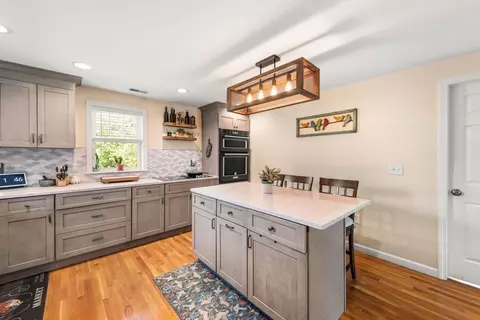 Kitchen - 80 Fallon Cir, Braintree, MA 02184 photo 5 of 6