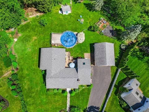 View/Area - 80 Fallon Cir, Braintree, MA 02184 photo 2 of 5