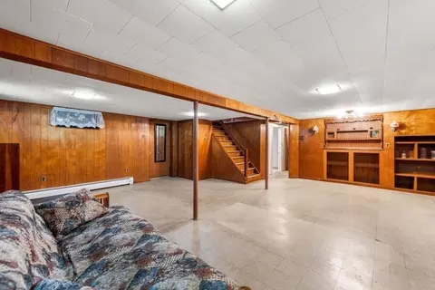 Living - 80 Fallon Cir, Braintree, MA 02184 photo 3 of 4