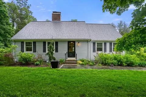 15 Peckham Hill Rd, Sherborn, MA 01770