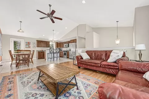 Other - 2 Carter Way, Worcester, MA 01609 photo 2 of 7