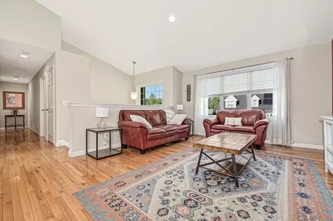 Living - 2 Carter Way, Worcester, MA 01609 photo 1 of 1