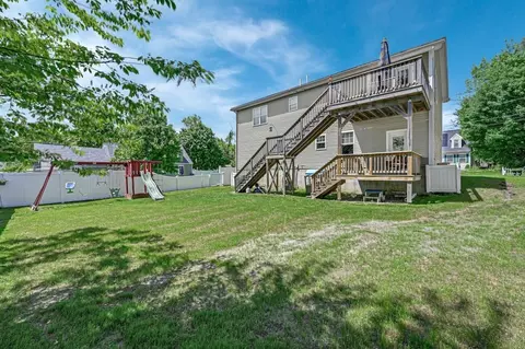 Exterior - 2 Carter Way, Worcester, MA 01609 photo 5 of 9