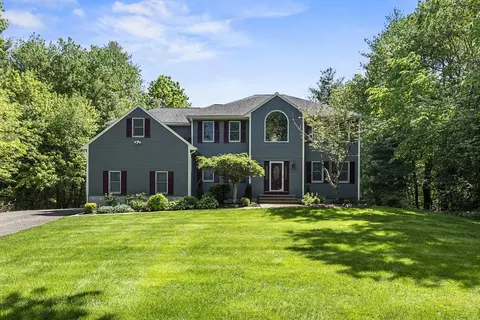 490 East St, West Bridgewater, MA 02379
