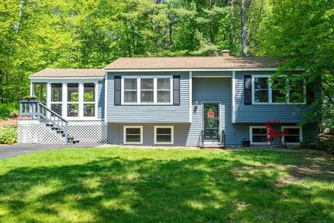 6 Seneca Dr, Ashburnham, MA 01430