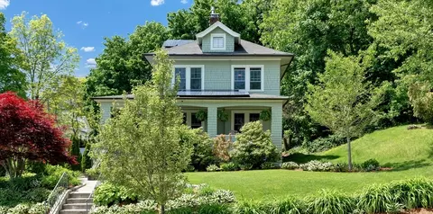 Exterior - 16 Vesper St, Worcester, MA 01602 photo 5 of 9