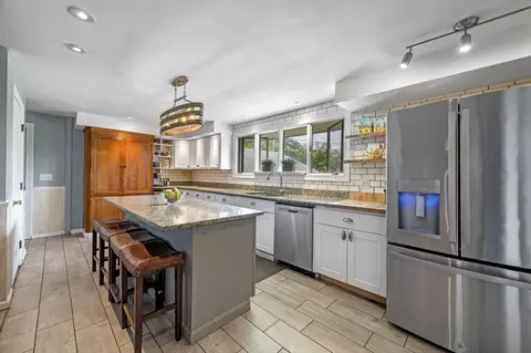 82 Cornell Rd, Marblehead, MA 01945 photo 8