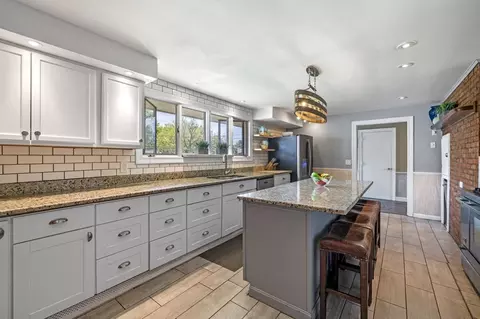82 Cornell Rd, Marblehead, MA 01945 photo 10
