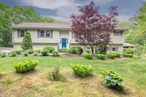 366 Pelham Hill Rd, Shutesbury, MA 01072