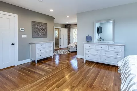 Bedroom - 54 Cornell Rd, Marblehead, MA 01945 photo 2 of 7