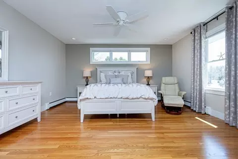 Bedroom - 54 Cornell Rd, Marblehead, MA 01945 photo 1 of 7