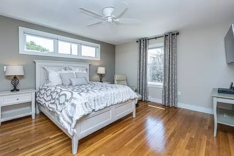 Bedroom - 54 Cornell Rd, Marblehead, MA 01945 photo 3 of 7