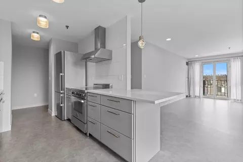 350 North #501, Boston, MA 02113