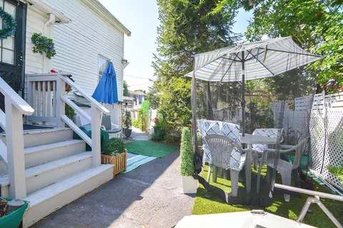Exterior - 10 Blake Ct, Everett, MA 02149 photo 3 of 7