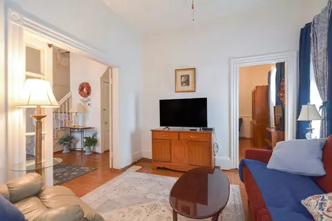 Living - 10 Blake Ct, Everett, MA 02149 photo 4 of 4
