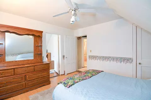 Bedroom - 10 Blake Ct, Everett, MA 02149 photo 4 of 6