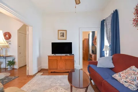 Living - 10 Blake Ct, Everett, MA 02149 photo 3 of 4