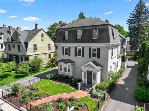 66 Perkins St, Boston, MA 02130