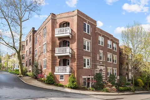 34 Garrison #6, Brookline, MA 02445