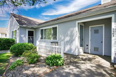 121 Outer Dr #121, Chicopee, MA 01022 photo 2