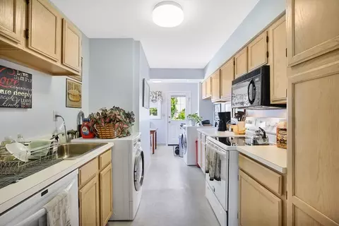 121 Outer Dr #121, Chicopee, MA 01022 photo 12
