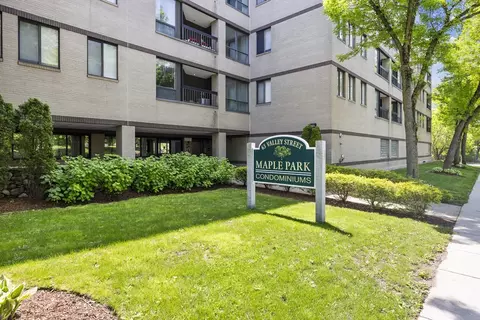 59-65 Valley St #1J, Medford, MA 02155