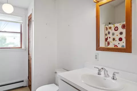 Bath - 5 Nikolane Way, Gloucester, MA 01930 photo 1 of 1