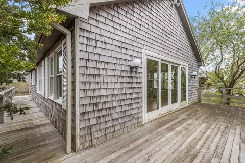 Exterior - 5 Nikolane Way, Gloucester, MA 01930 photo 1 of 7