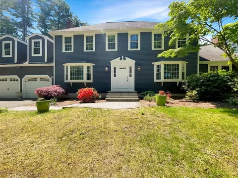 13 Saddle Hill Rd, Hopkinton, MA 01748