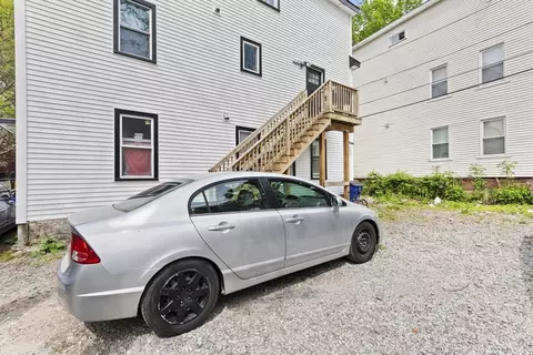 7 Pleasant Ter, Worcester, MA 01609 photo 23