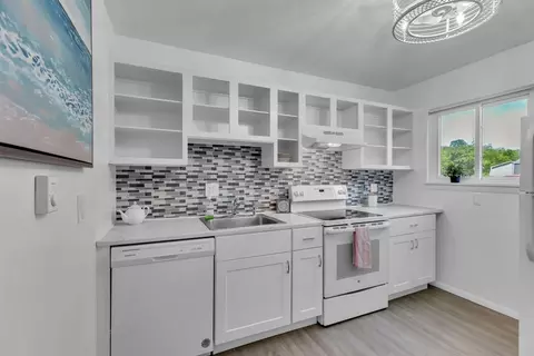 170 E Hadley Rd #58, Amherst, MA 01002