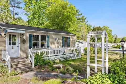 34 Michael St, Wareham, MA 02576 photo 4