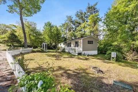 34 Michael St, Wareham, MA 02576 photo 3