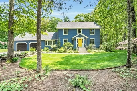 108 Hemlock Hill Rd, Carlisle, MA 01741