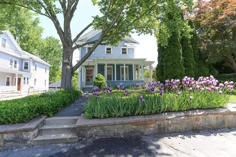 3 Warner St, South Hadley, MA 01075