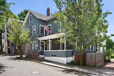 33 Williams St, Salem, MA 01970