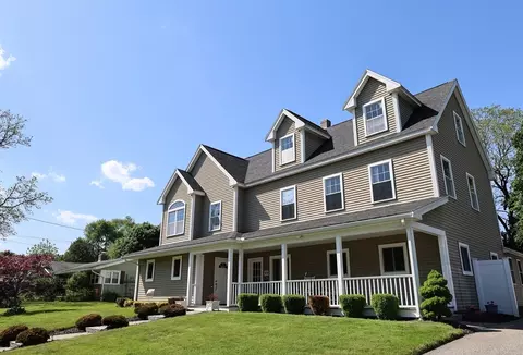 49 N Belgian Rd, Danvers, MA 01923 photo 2