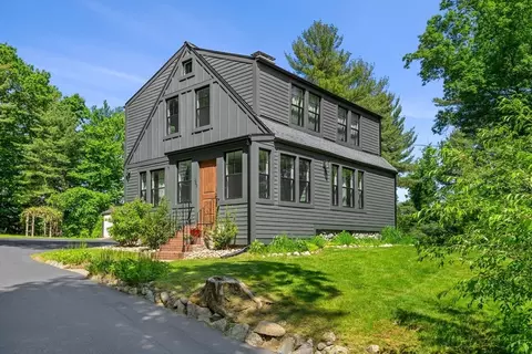 283 Chestnut St, Wilmington, MA 01887