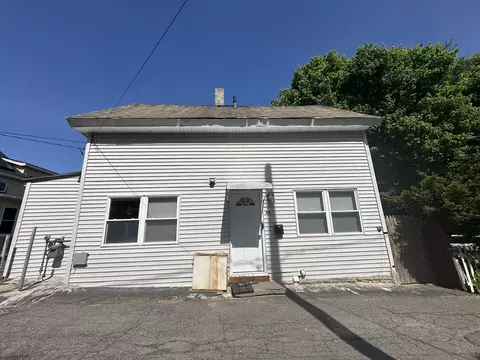 66 Railroad St, Fitchburg, MA 01420