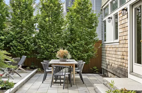 Exterior - 88 Ossipee Rd, Somerville, MA 02144 photo 3 of 5