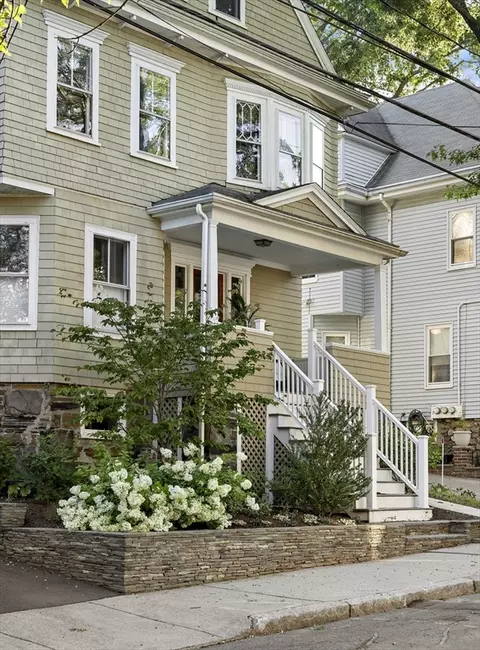 Exterior - 88 Ossipee Rd, Somerville, MA 02144 photo 5 of 5