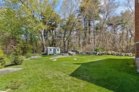 Exterior - 19 Youngs Rd, Gloucester, MA 01930 photo 9 of 9