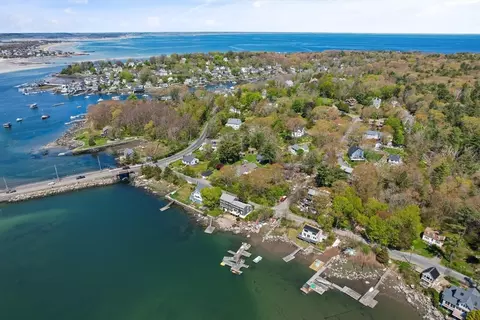 View/Area - 19 Youngs Rd, Gloucester, MA 01930 photo 2 of 9