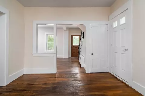 Entry Way - 29 S Maple St, Brookfield, MA 01506 photo 1 of 1