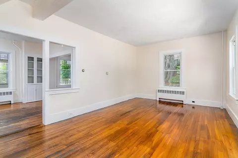 Living - 29 S Maple St, Brookfield, MA 01506 photo 2 of 4
