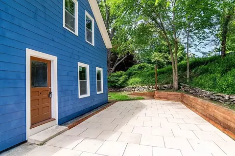 Exterior - 29 S Maple St, Brookfield, MA 01506 photo 3 of 6